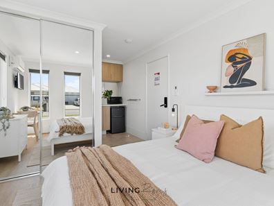 Roon/2  61 Kaler Road, South Yunderup WA 6208