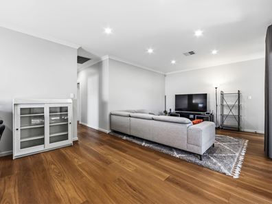1/23 Wahroonga Way, Greenwood WA 6024