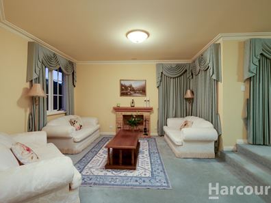 41 Meadowbrook Promenade, Currambine WA 6028
