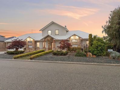 6 Shoalwater Road, Shoalwater WA 6169