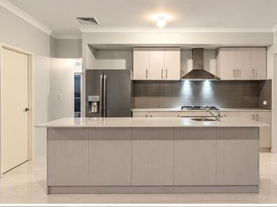 11 Daybreak Loop, Wellard WA 6170