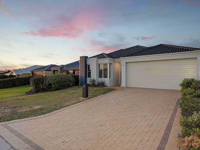 41 Oakbank Crescent, Butler WA 6036