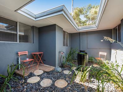 Room 5/36 Anstruther Road, Mandurah WA 6210