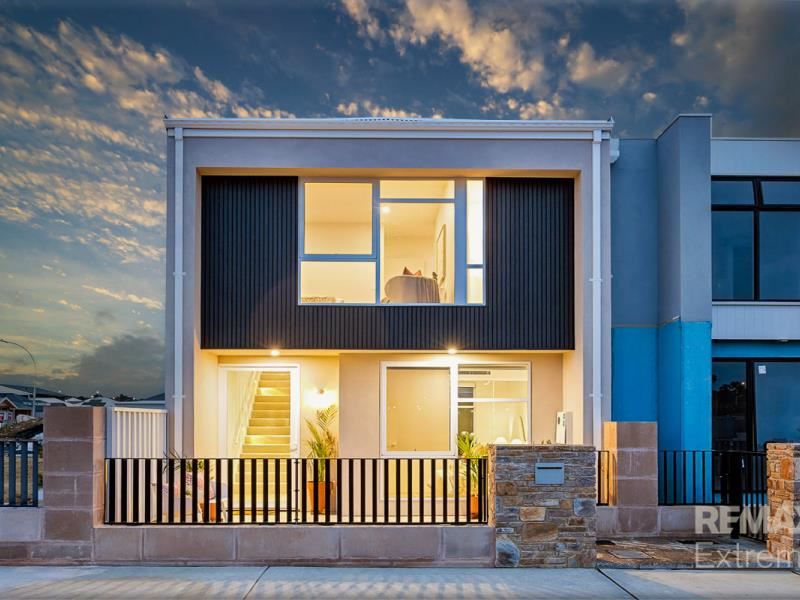 16 Kuranda Road, Clarkson WA 6030