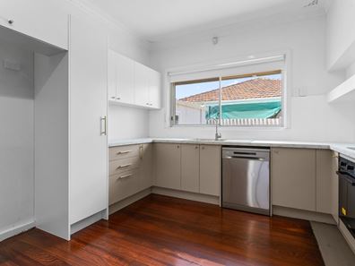 23 Owen Road, Hamilton Hill WA 6163