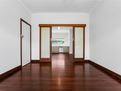 23 Owen Road, Hamilton Hill WA 6163