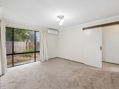 4/9 Paterson St, Como WA 6152