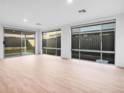 13 Scopello Street, Madora Bay WA 6210