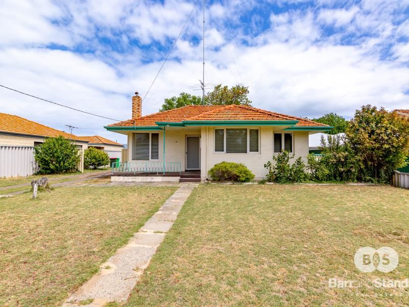 38 Parade Road, Withers WA 6230