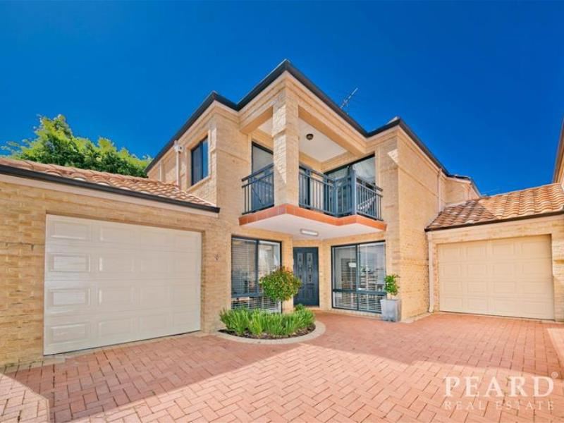 4/96 Deanmore Road, Scarborough WA 6019