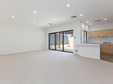 157/22 Windelya Road, Murdoch WA 6150