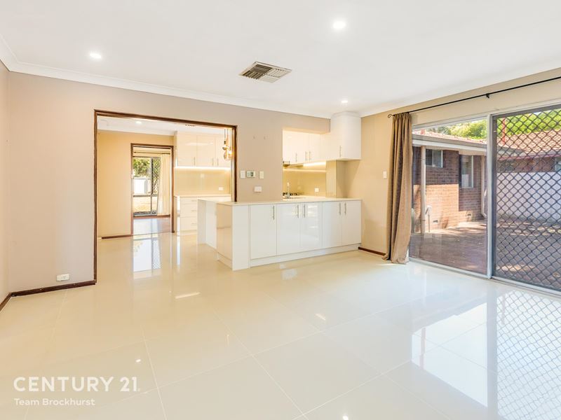 14 Tawny Way, Thornlie WA 6108