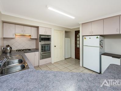 7 Daxter Street, Thornlie WA 6108