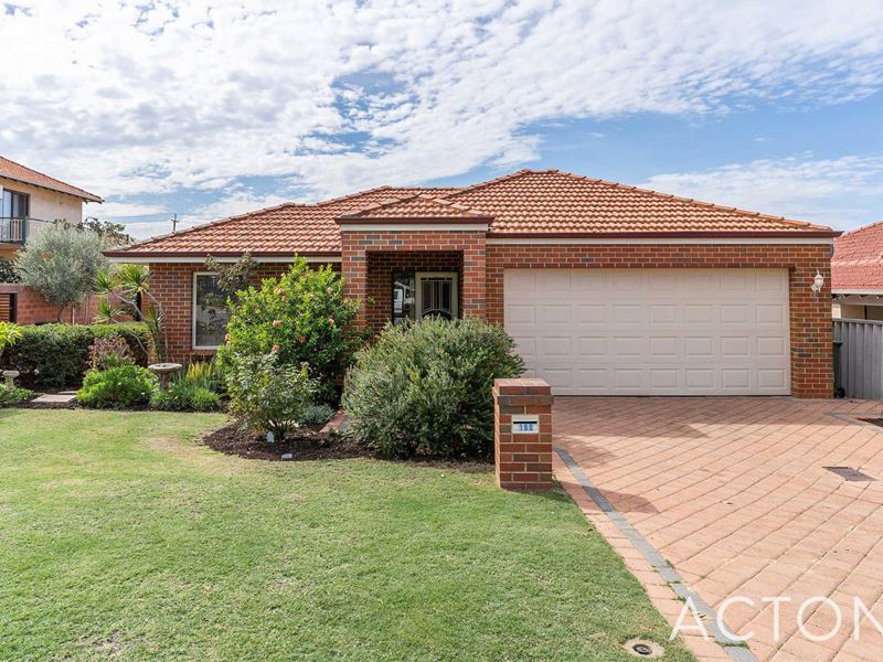 180 Rosebery Street, Bedford WA 6052