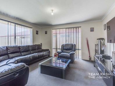 4 Pynsent Lane, Canning Vale WA 6155