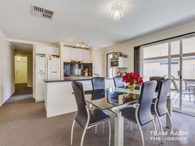 4 Pynsent Lane, Canning Vale WA 6155