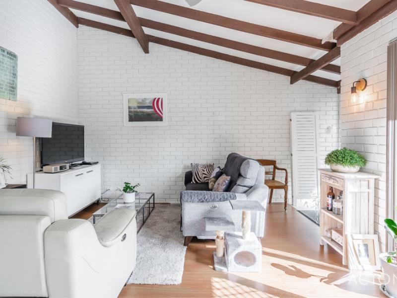 1/72-74 Sholl Street, Mandurah WA 6210