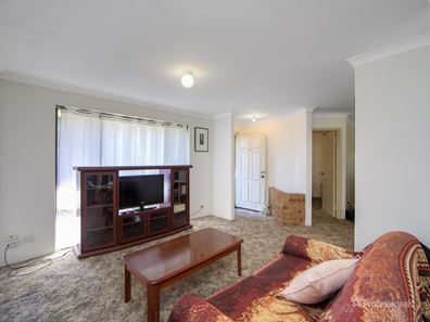 4 Harcourt Place, Bellevue WA 6056
