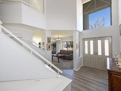 13 Bollinger Close, The Vines WA 6069