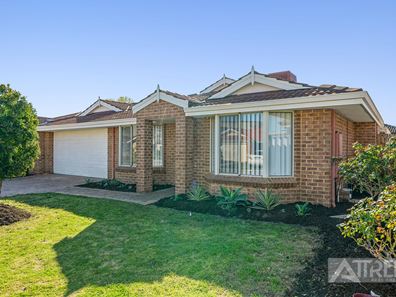 22 Davidia Lake Drive, Canning Vale WA 6155