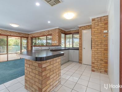 20 Stonecreek Close, Thornlie WA 6108