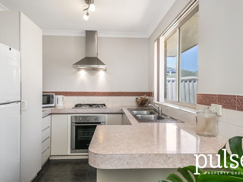 14A Ploughshare Place, South Lake