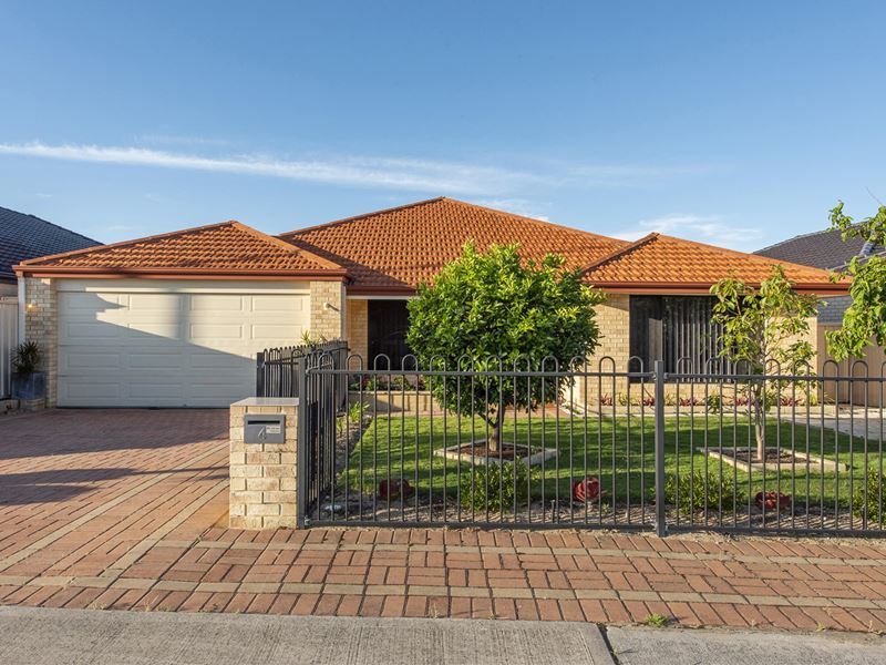 4 Clontarf Terrace, Canning Vale