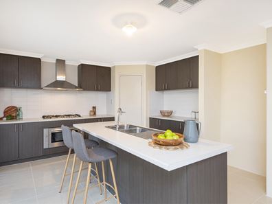 4 Clontarf Terrace, Canning Vale WA 6155