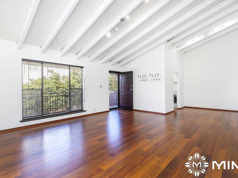 2/28 Stirling Highway, Nedlands