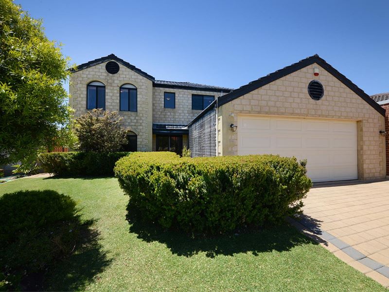12 Samsun Way, Mindarie