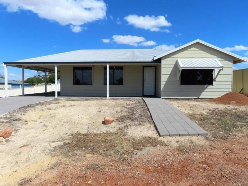 104 Throssell street, Northam
