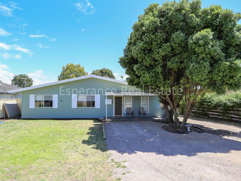 11A Daphne Street, Castletown