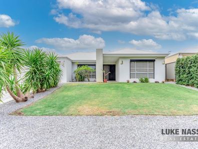 15 Clondyke Drive, Byford WA 6122