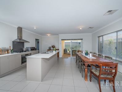 10 Bundeena Boulevard, Alkimos WA 6038