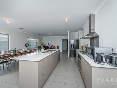 10 Bundeena Boulevard, Alkimos WA 6038