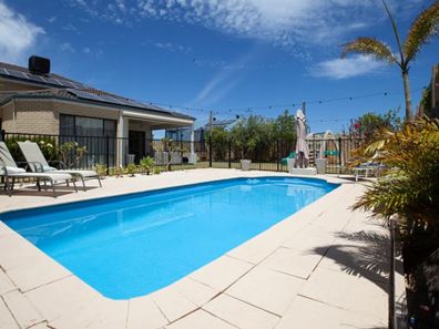 18 Mariners View, Mindarie WA 6030