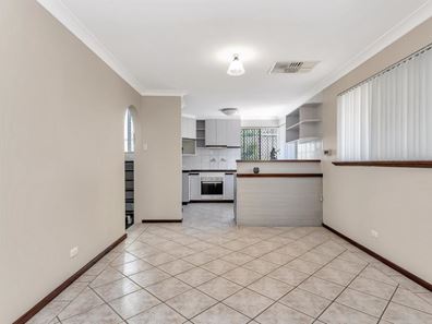 130 McLarty Road, Halls Head WA 6210