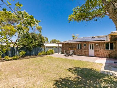 9 Rhagodia Court, Heathridge WA 6027