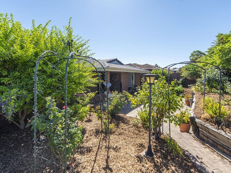 49 Danohill Street, Huntingdale WA 6110