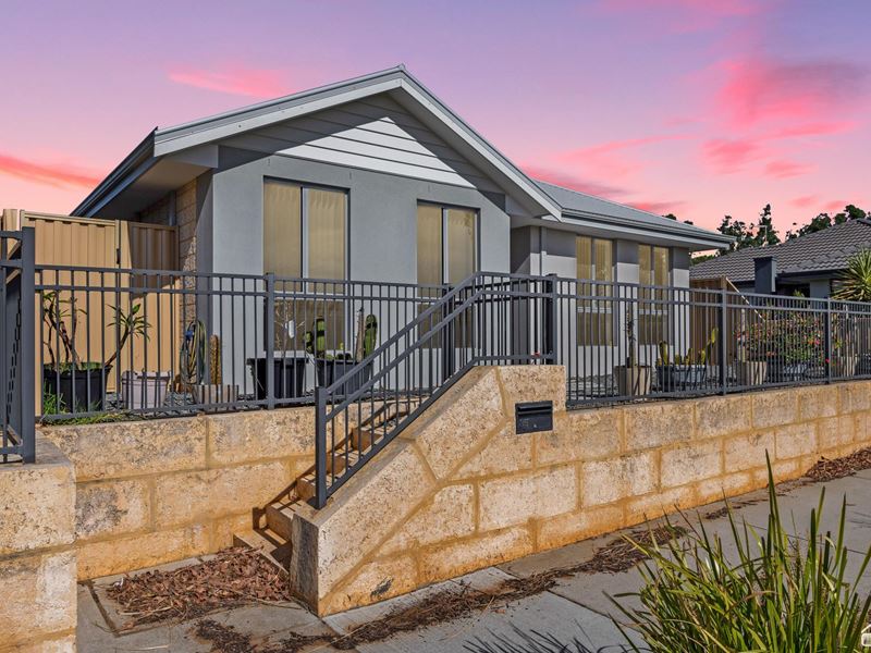 35 Kardan Boulevard, Byford WA 6122
