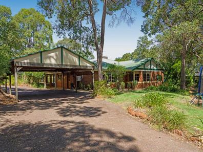 73 Holden Road, Roleystone WA 6111