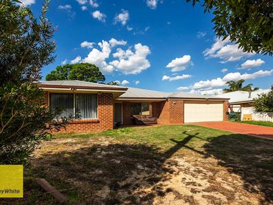 33 Hartfield Road, Forrestfield WA 6058