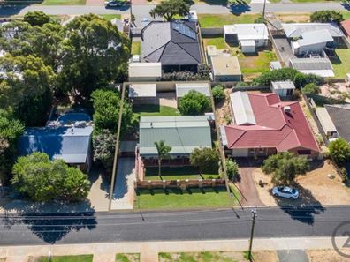 4 Perseus Road, Silver Sands WA 6210