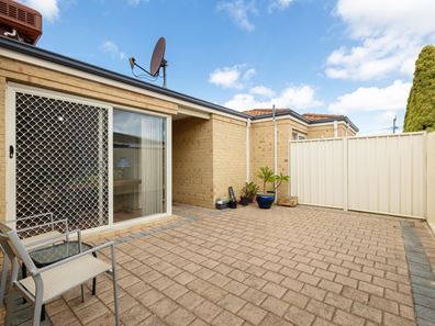 4/18 Hogarth Street, Cannington WA 6107