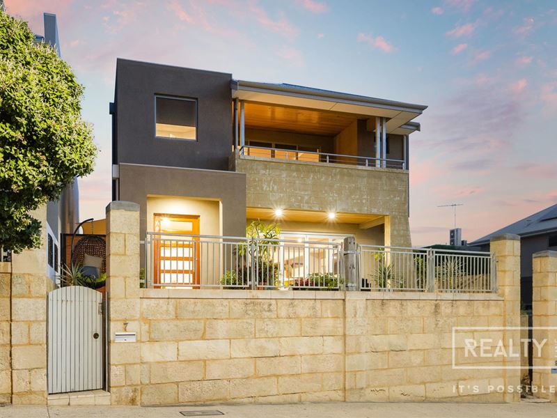 7 Swansea Promenade, Mindarie