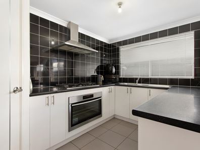 4 Kurrimine Street, Baldivis WA 6171