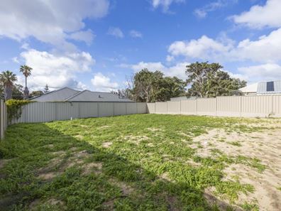 11A Allinga Crescent, Craigie WA 6025