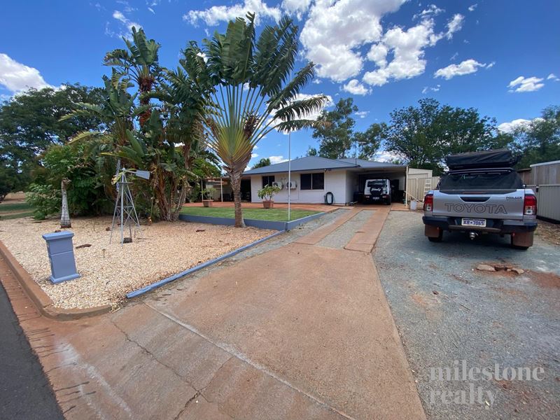 422 Hibiscus Street, Tom Price