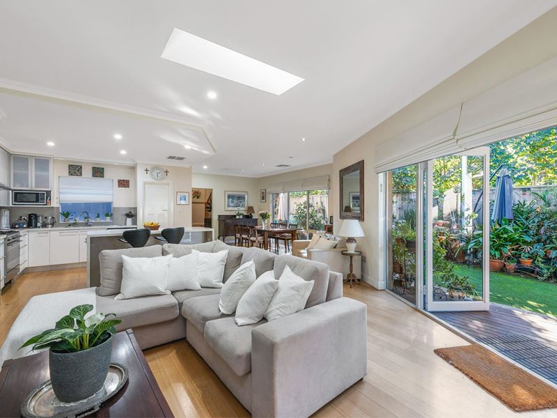 2 Archdeacon Street, Nedlands
