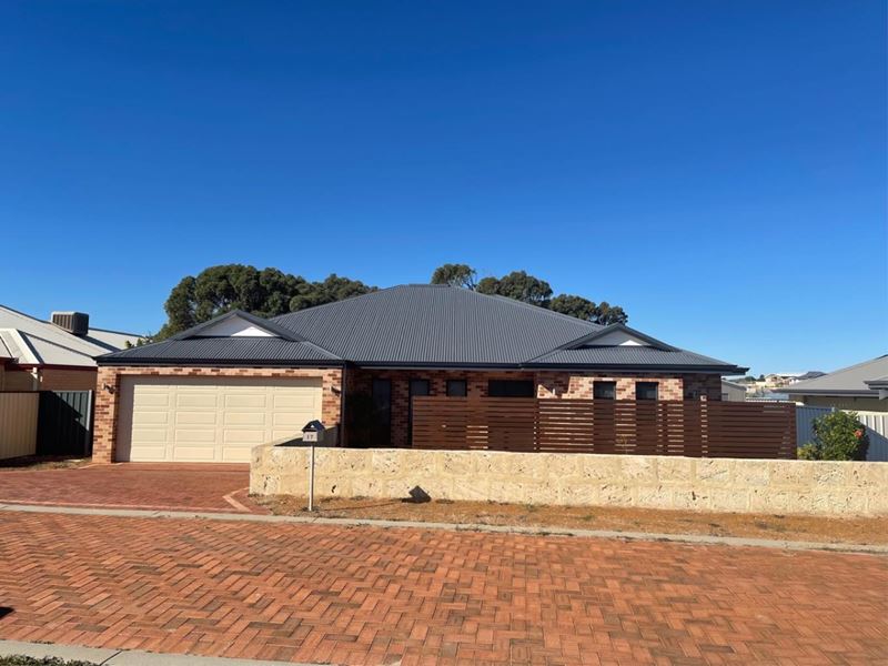 17 Mason Crescent, Port Denison